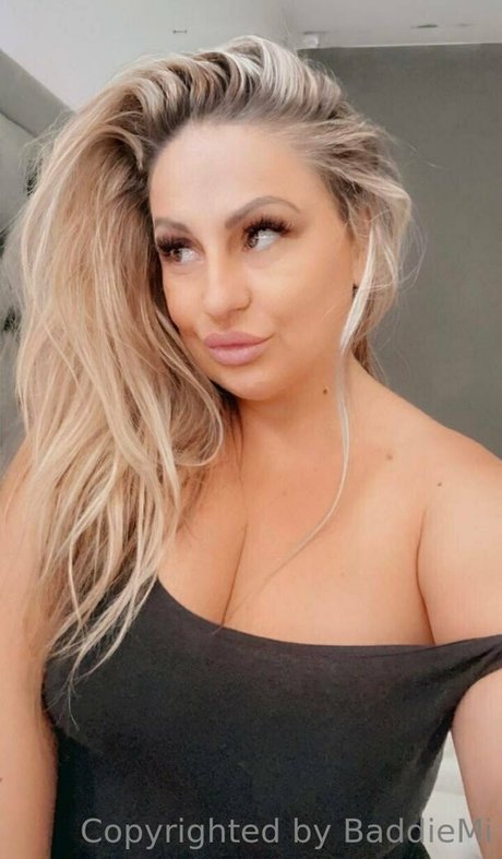 blowjob selfie onlyfans art naked image