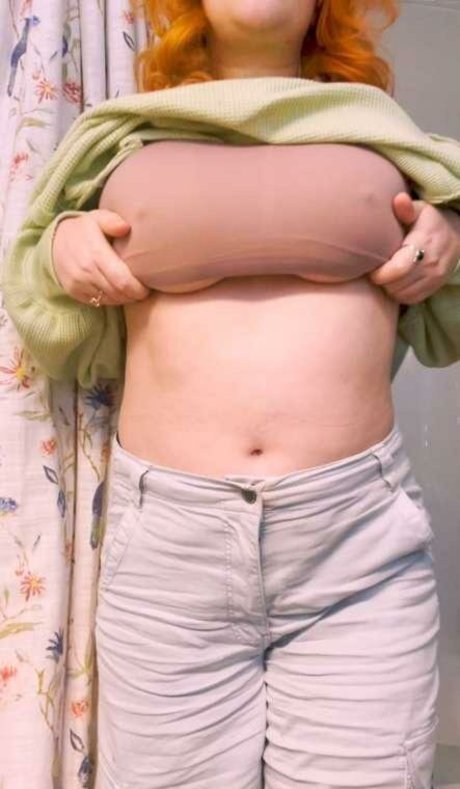 MegMage adult actress gallery