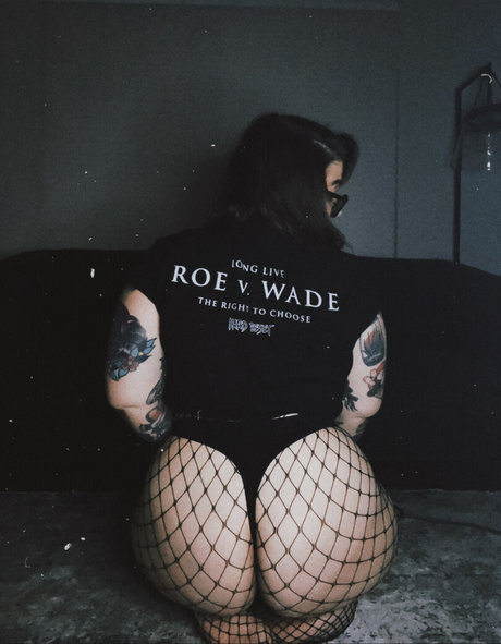 Stepstool Sarah star art pic