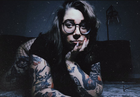 Stepstool Sarah beautiful model gallery