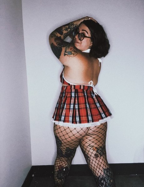 Stepstool Sarah pornographic model photos