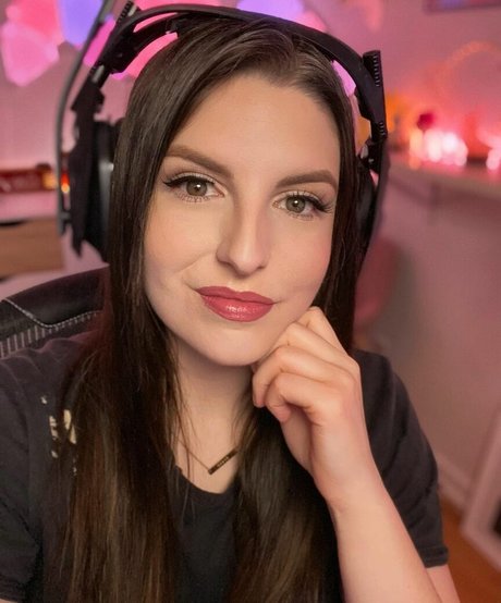 katestark hot actress photos