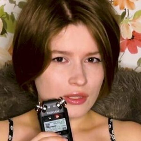 Lerka ASMRka adult actress pic