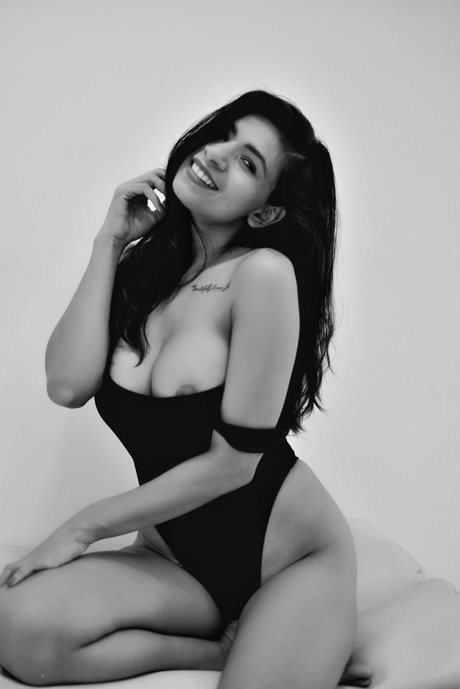 squat onlyfans art nude archive