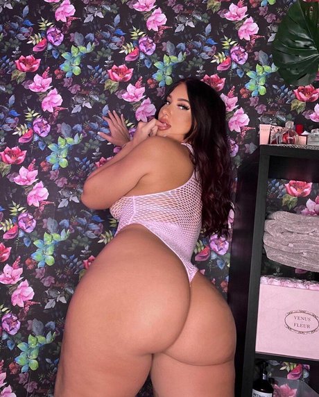 hot shemale onlyfans free nude photos