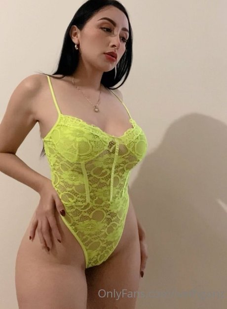 Iveth Gonz_ pornstar high quality image