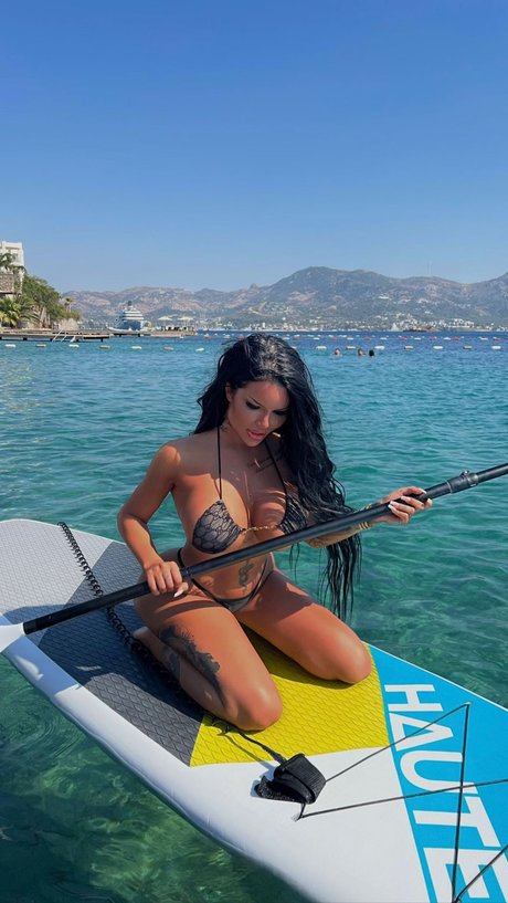 Enise Sude perfect model gallery