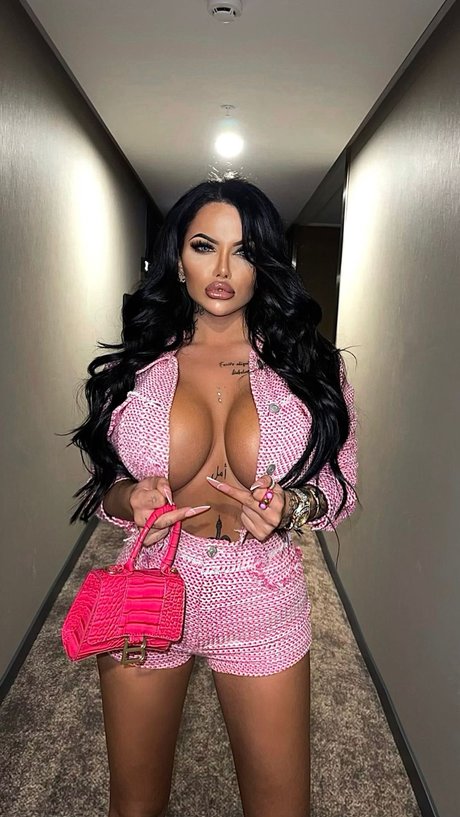 Enise Sude high quality pornstar picture