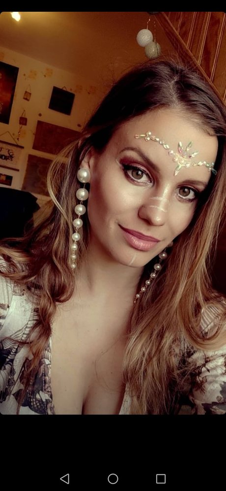 Ewenae erotic star gallery