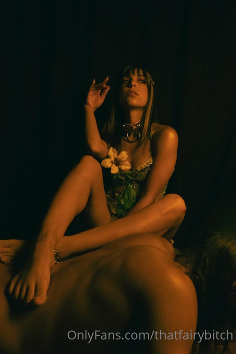 _Moonlit Fae nude model img