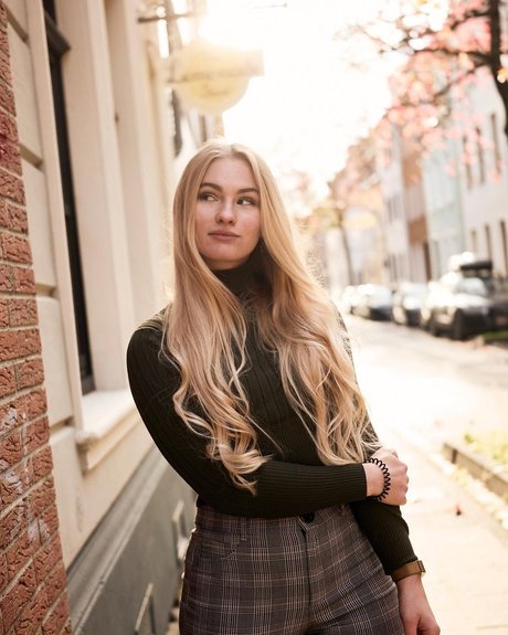 Alrun Steiner_ star erotic pictures