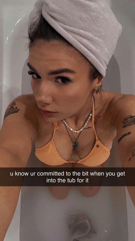 Bailey Rose free pornstar image