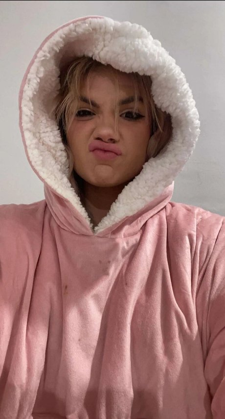 Bailey Rose star perfect picture