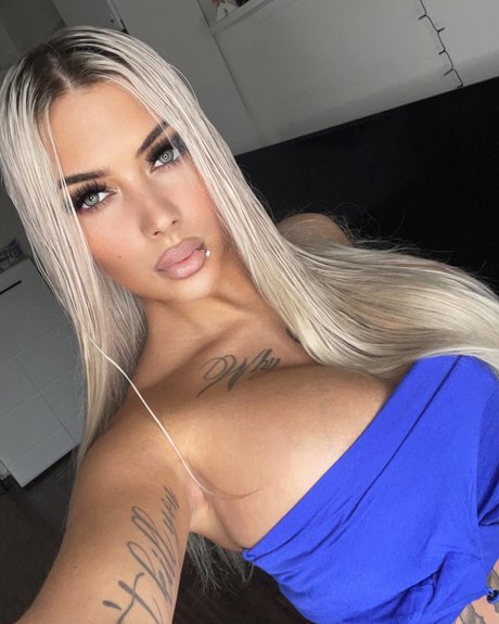 Deminecka_ sex actress galleries