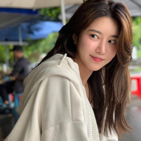 Lee Hayun_ star pornographic image