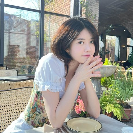 Lee Hayun_ adult star pictures