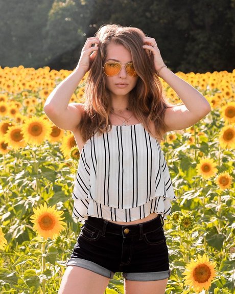 Marris Gulledge art star galleries