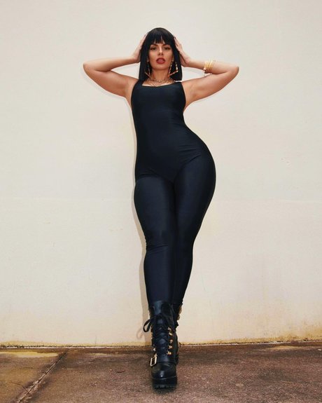 shemale cum in mouth onlyfans nude photo