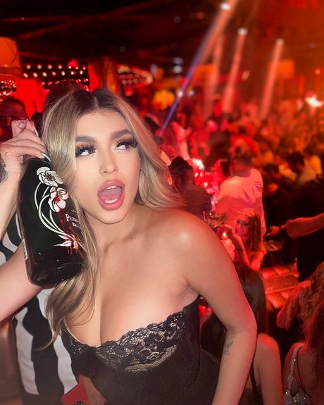 Jelly Vital star sex photos