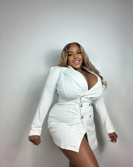 JeNelle Tucker perfect pornstar pic