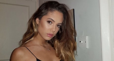 Saoirse Alicia Behzadi_ erotic pornstar pictures