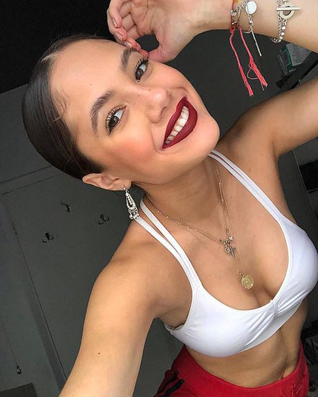 Saoirse Alicia Behzadi_ nude star galleries