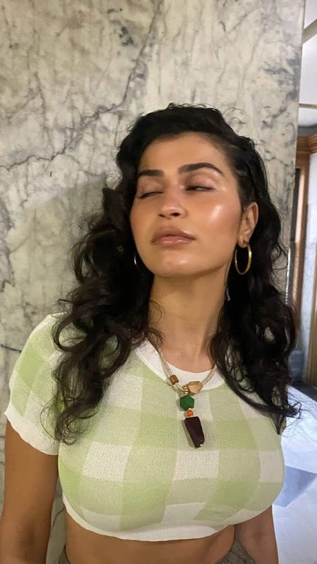 Taleen perfect star archive