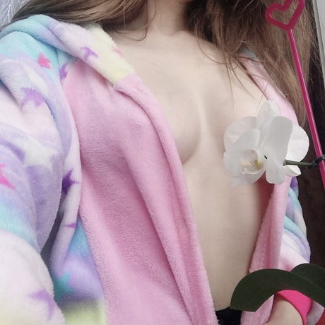 Tosha pornstar pretty image