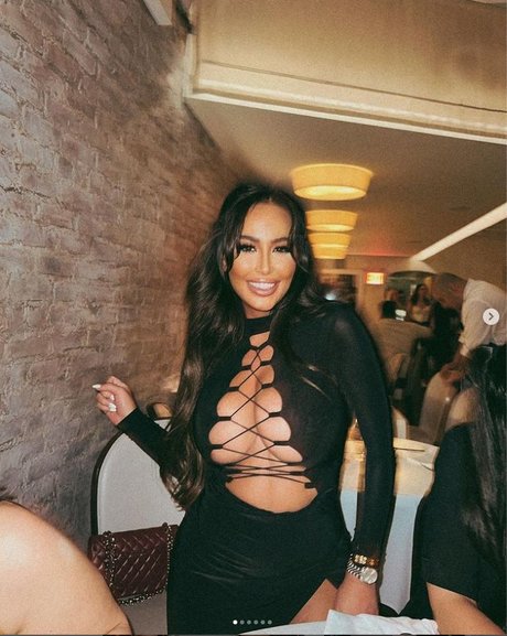 Audrey Feldman model exclusive images