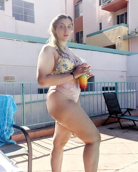 Mel Capperino Garcia high quality star image