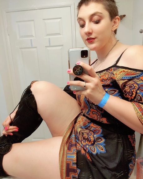 Mel Capperino Garcia top model img