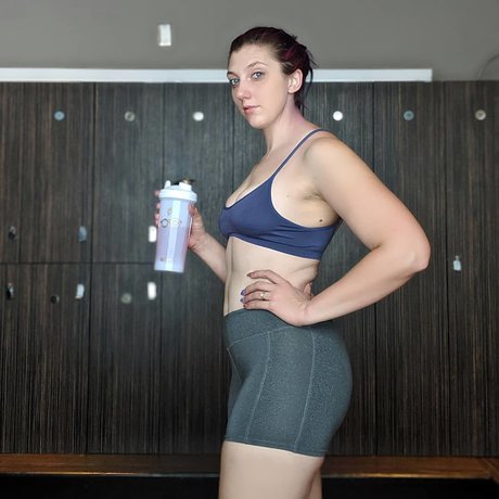 Mel Capperino Garcia model sexy pic