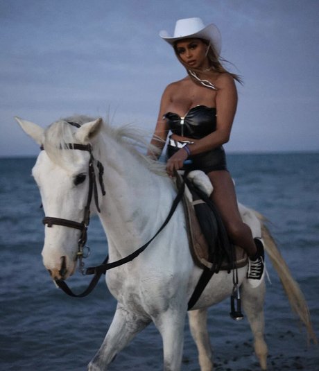 P0cula sex star photo