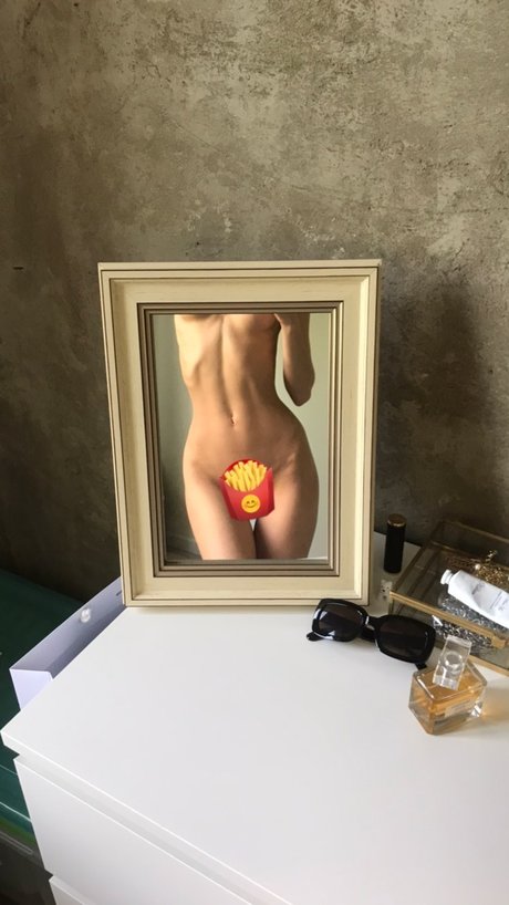 Radmila Sadokina model porn pic