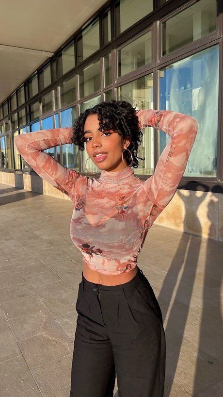 thick girls onlyfans beautiful pics