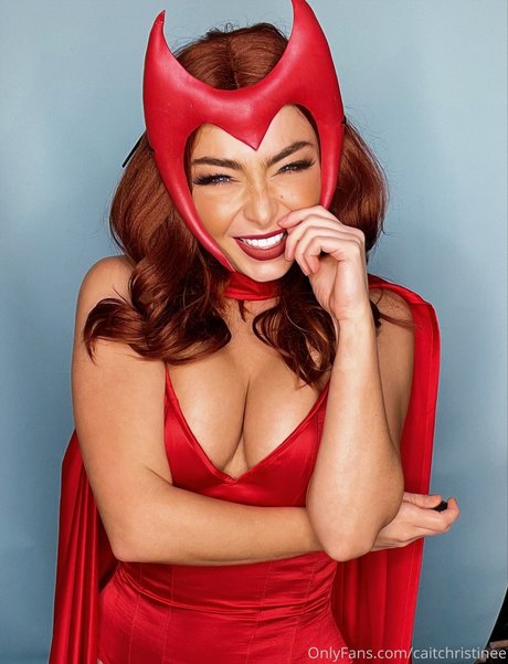 Caitlin Christine model beautiful img