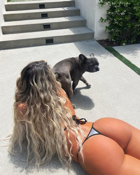 Hannah Brooke pornstar sexy photos