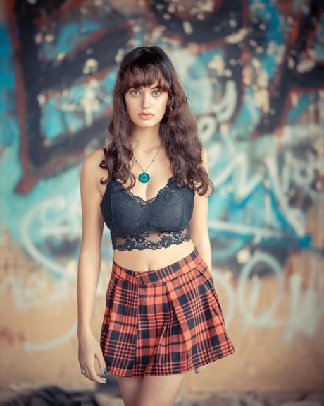 Linoy Tavore model top images