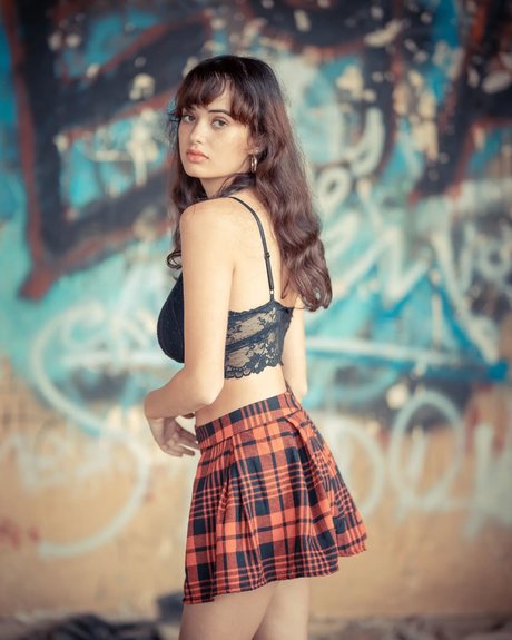 Linoy Tavore hot pornstar pics