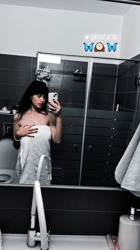 Linoy Tavore model nude photos