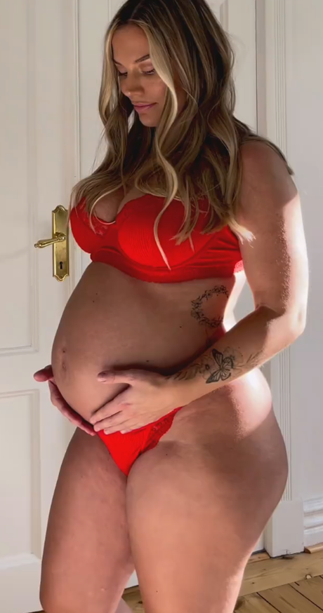 japanese milf onlyfans hot nude photos