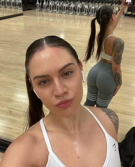 Jeanette G best model image