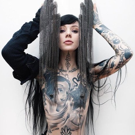 Grace neutral hot model picture