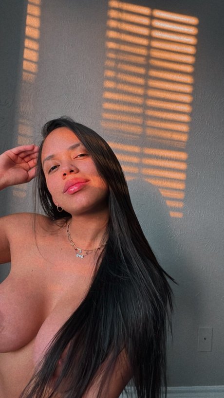 Maryorie Andrea sexy model archive