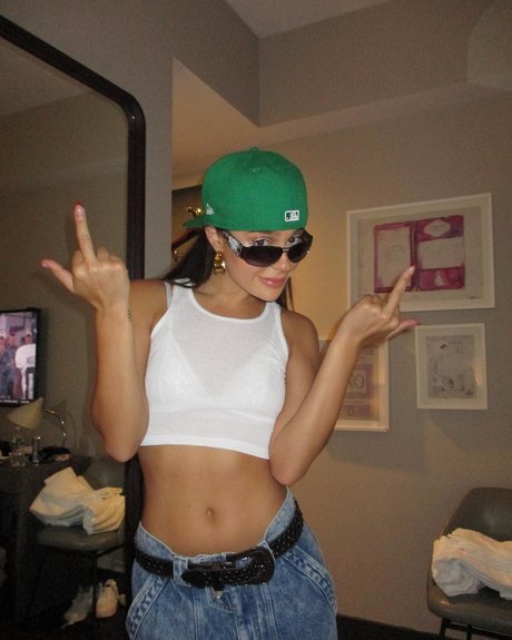 Tessa Brooks nice model img