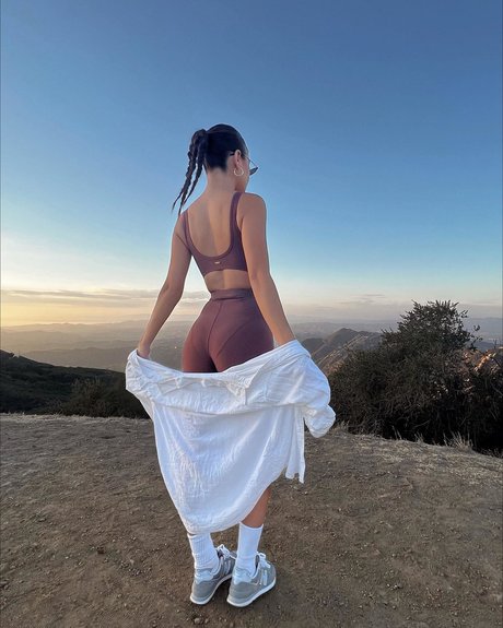 Tessa Brooks nude model picture