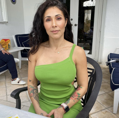 ebony smoking onlyfans free nude pic