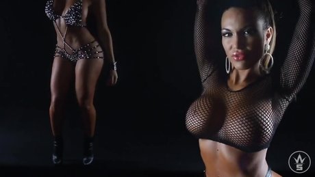 Aylen Alvarez nude pornstar pictures