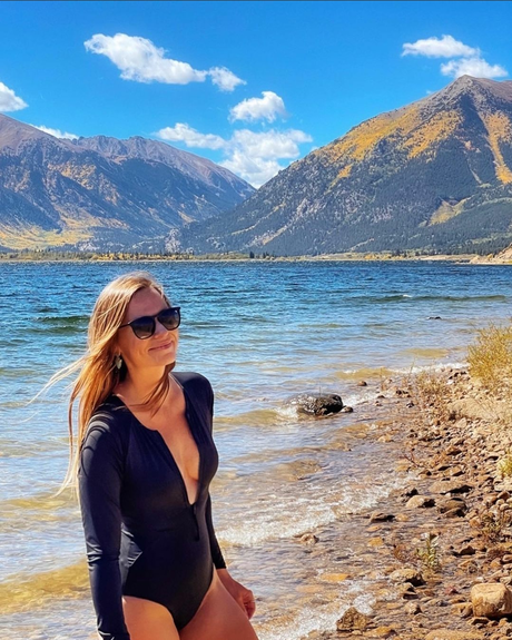 Emily Hart star erotic photo