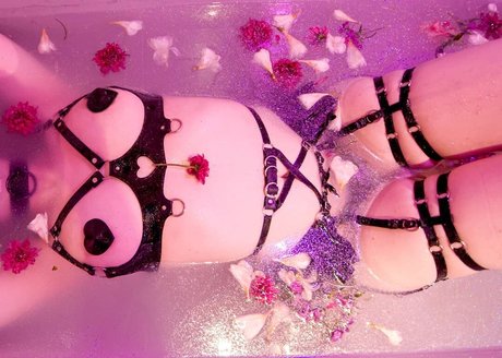 Jazmin Pastela hot actress images